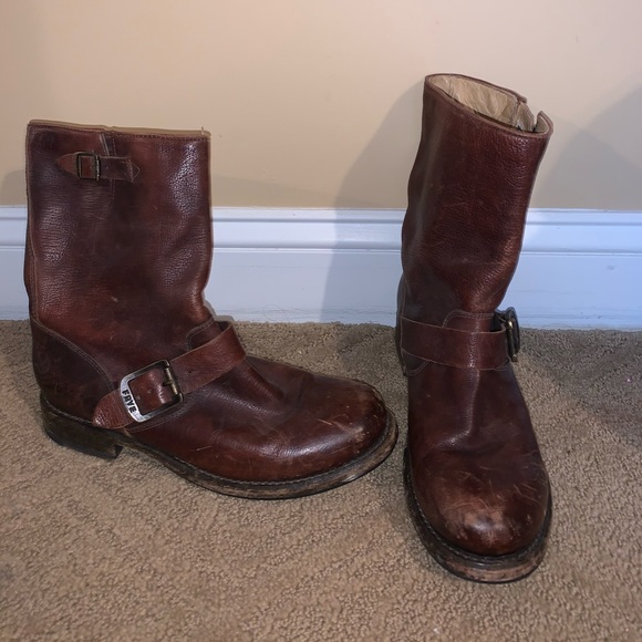 Frye Shoes - Women’s Veronica Short FRYE boots
